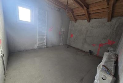 Casă cu 4 camere cu Teren 300 Mp în Palota - 20