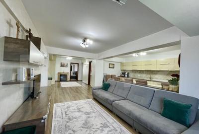 Apartament de vanzare, cu 3 camere, 90 mp, zona Ramiro - 2