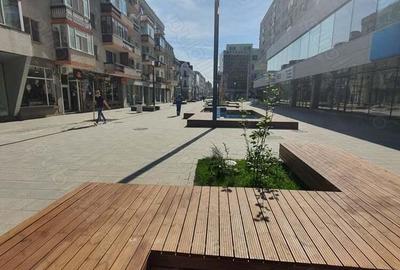 Spațiu comercial, de 330 mp, în Central - 8
