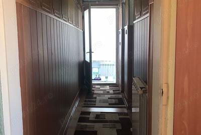 Casă cu 3 camere cu Teren 180 Mp în Central - 2