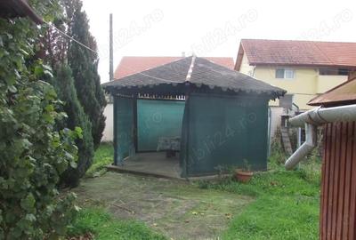Casă cu 6 camere cu Teren 850 Mp în Ultracentral - 2