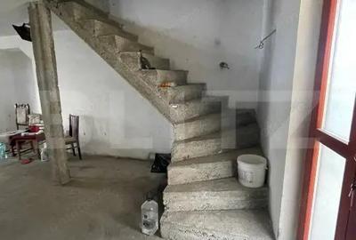 Casă cu Teren 2900 Mp în Central - 2