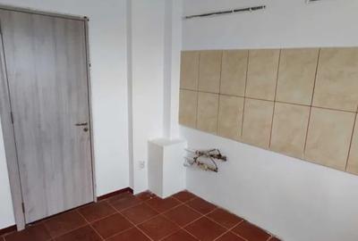 Apartament cu 2 camere semidecomandat în Vitan - 3