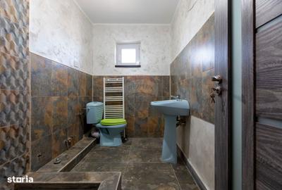 Apartament cu 3 camere în Traian - 4