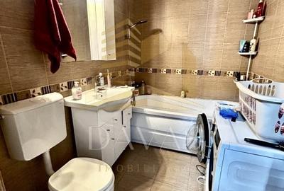 Apartament cu 3 camere semidecomandat, mobilat în Florești - 11