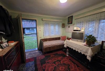 Casă cu 2 camere cu Teren 2086 Mp în Vărmaga - 11