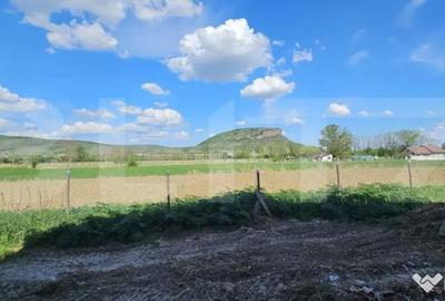 Casă cu 5 camere cu Teren 630 Mp în Simeria - 2