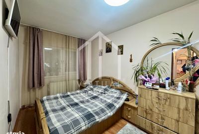 Apartament cu 3 camere decomandat în Vasile Aaron - 2