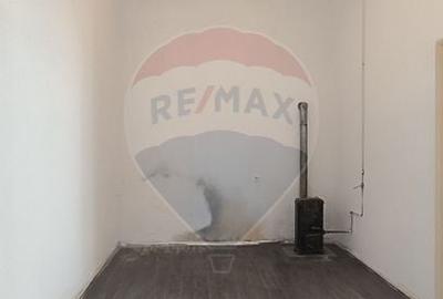 Apartament cu 3 camere decomandat în Central - 29