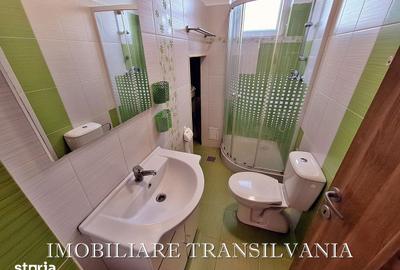 Casă cu 5 camere cu Teren 384 Mp în Unirea - 3