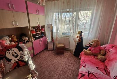 Apartament cu 2 camere decomandat, mobilat în Între Lacuri - 3