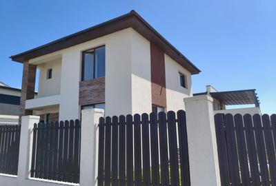 Casă individuală cu 5 camere în Berceni