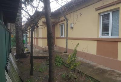 Casă cu 4 camere cu Teren 300 Mp în Giulești - 2