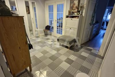 Apartament cu 3 camere si 4 balcoane la 10 minute de metroul Timpuri Noi - 18