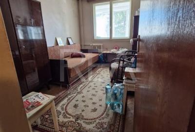 Apartament cu 3 camere la 15 minute de mers pe jos de statia de metrou Titan - 7