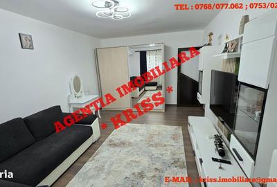 Apartament cu 2 camere decomandat în Teilor - 3