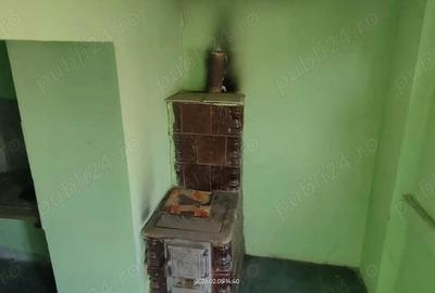 Casă cu 3 camere în Parța - 1