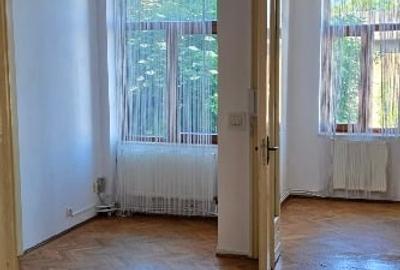 Apartament cu 3 camere decomandat în Calea Călărașilor - 5