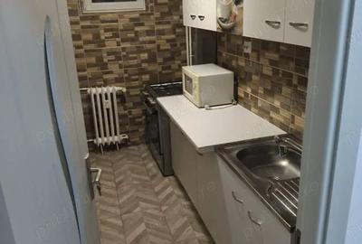 Inchiriere garsoniera bloc mixt zona Titan 3 minute metrou - 8