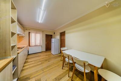 Business Industrial + Regim Hotelier - 25