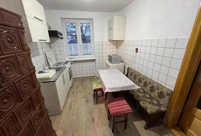 Apartament cu 3 camere decomandat în Central - 2