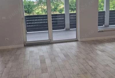 Casă cu 5 camere în Roman - 15