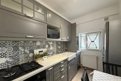 Apartament cu 3 camere decomandat în Aviatorilor