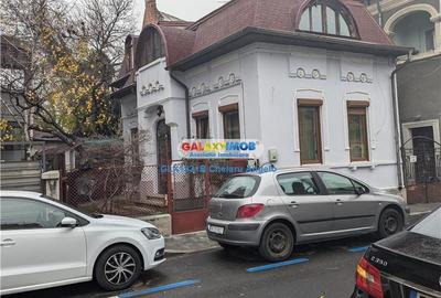 Popa Soare vila cocheta 5 camere,139 mp,teren 121 mp,neoclasica - 1