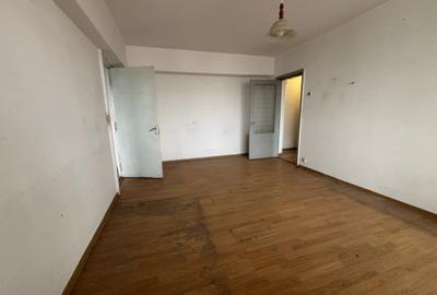 Apartament 2 camere Bd Cantemir - Necesita Renovare - 2
