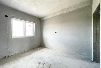 Duplex cu 5 camere cu Canalizare în Moșnița Veche - 11