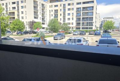 Apartament cu 3 camere decomandat, mobilat în Tractorul - 30