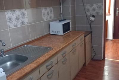 Apartament cu 2 camere decomandat în Central - 4