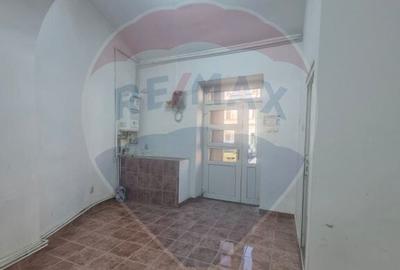 Spa?iu comercial/birouri zona Ultracentrala - 1
