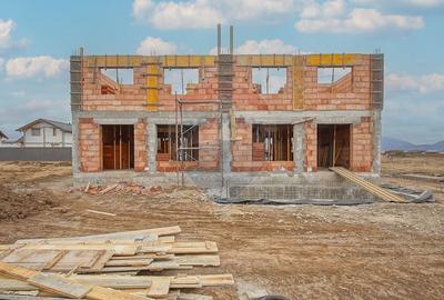 Casă cu 4 camere cu Teren 300 Mp în Tărlungeni - 8