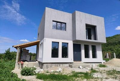 Casă cu 4 camere în Aninoasa - 6