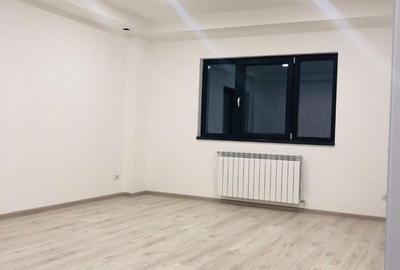 Spațiu comercial, de 100 mp, în Mazepa 2 - 1