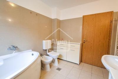 Casă individuală cu 4 camere cu Canalizare în Noua - 19