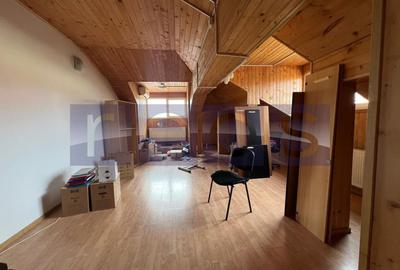 Casă individuală cu 8 camere cu Canalizare în Tineretului - 9