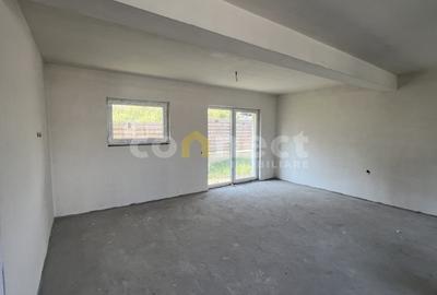 Casa duplex cu 3 dormitoare, 2 bai si curte privata, Floresti - 5