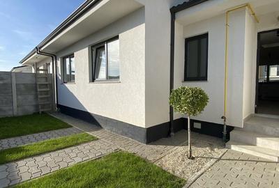 Casă cu 4 camere cu Teren 130 Mp în Centura - 8