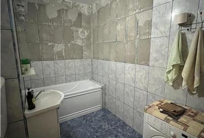 Garsoniera decomandata cu balcon si pivnita zona Turnisor - 9