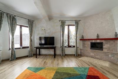 Casa primitoare de inchiriat in Valea Ursului-spa?iu, natu - 2