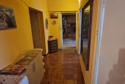 Apartament cu 2 camere decomandat în Central - 2