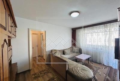 Ap cu 2 camere si balcon mare, etaj 1, zona Terezian - 2