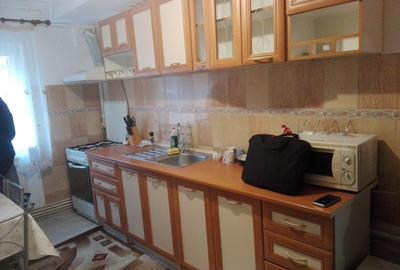 Inchiriem Apartament 3 Camere Modern Semidecomandat Craiter - 16