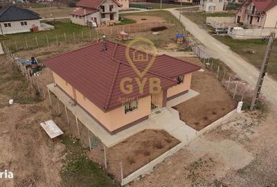 Casă cu 4 camere cu Teren 686 Mp în Oșorhei - 2