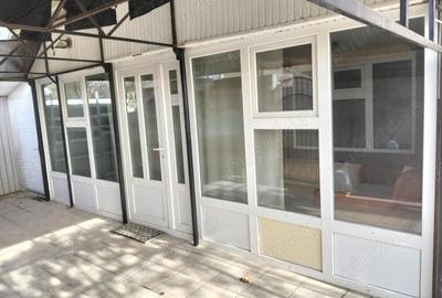 Casă cu 4 camere în Central - 1