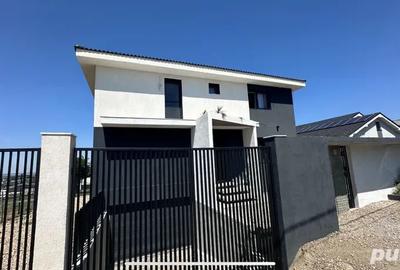 Casa noua de vanzare pe Str. Colinelor - 4