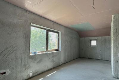 Casă cu 4 camere cu Teren 300 Mp în Lumina - 4