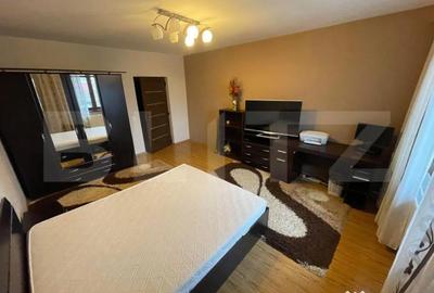 Casă cu 7 camere cu Teren 252 Mp în Semicentral - 6